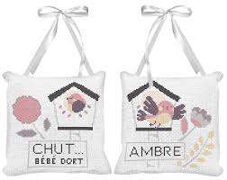 Chut Bébé dort