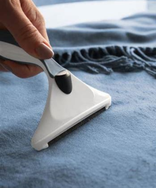 RASOIR BROSSE ANTI PELUCHES